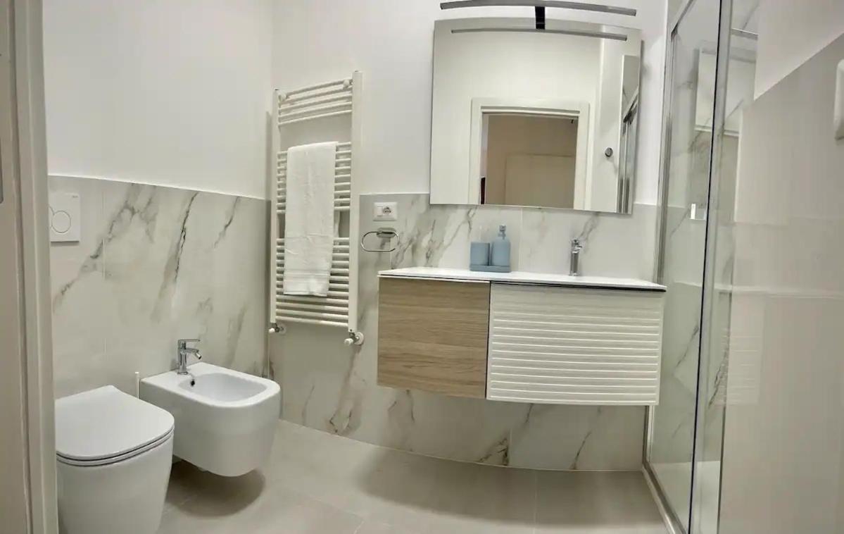 Luxury 2 Bedroom Apartament, Close To San Siro, Fiera And 10 Min Metro To Duomo Milano Dış mekan fotoğraf